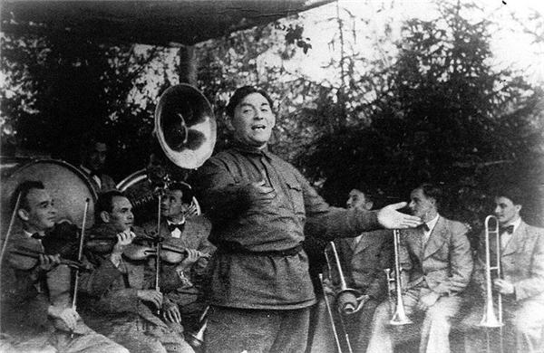Выступление Утёсова на фронте, 1942 год
