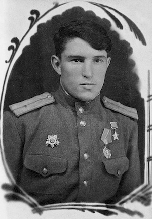 Командир отделения связи, Герой Советского Союза - Кузнецов Борис Кириллович