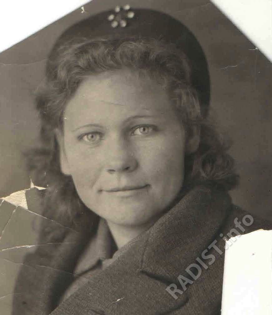 ефрейтор, радист - Серафима Яковлевна Шкуль (Сартасова), 1940 г.