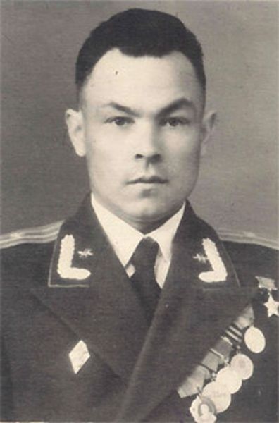 Герой Советского Союза, старший радиотелеграфист - Гадельшин Хамит Габдуллович