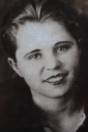 радистка-партизанка, Герой Советского Союза - Шевцова Любовь Григорьевна, 1942 г.