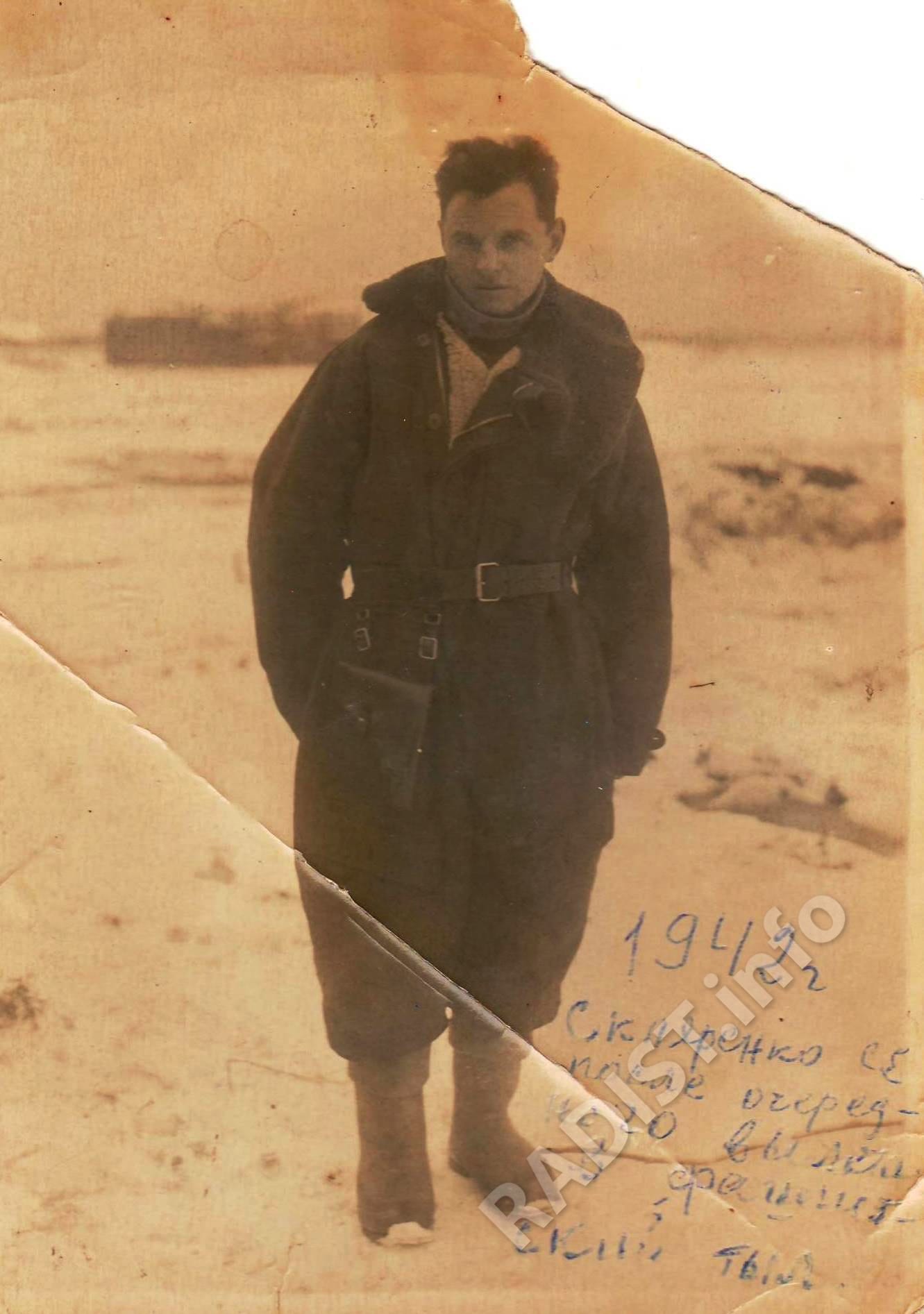 Тапханаев Ользон, стрелок-радист самолета «ПЕ-2»,сбивший два самолета противника, январь 1942 г.